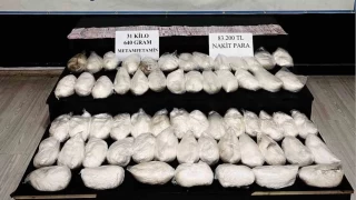 Hakkari'de 31 kilo uyuturucu ele geirildi