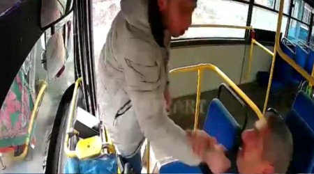 Halk otobüsünde dehşet anları