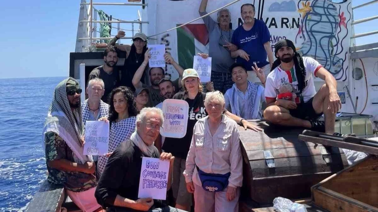 Hanzala gemisi, Gazze'ye doğru yola çıktı