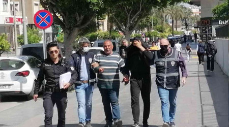 Hastaneyi birbirine katan baba-oğul tutuklandı