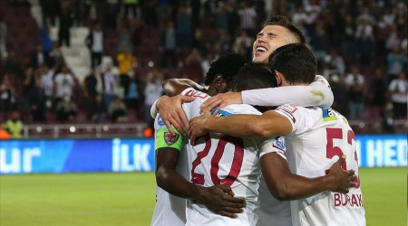 Hatay iki eksikle Başakşehir karşısında