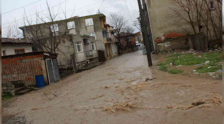 Havsa'da cadde ve sokaklar göle döndü