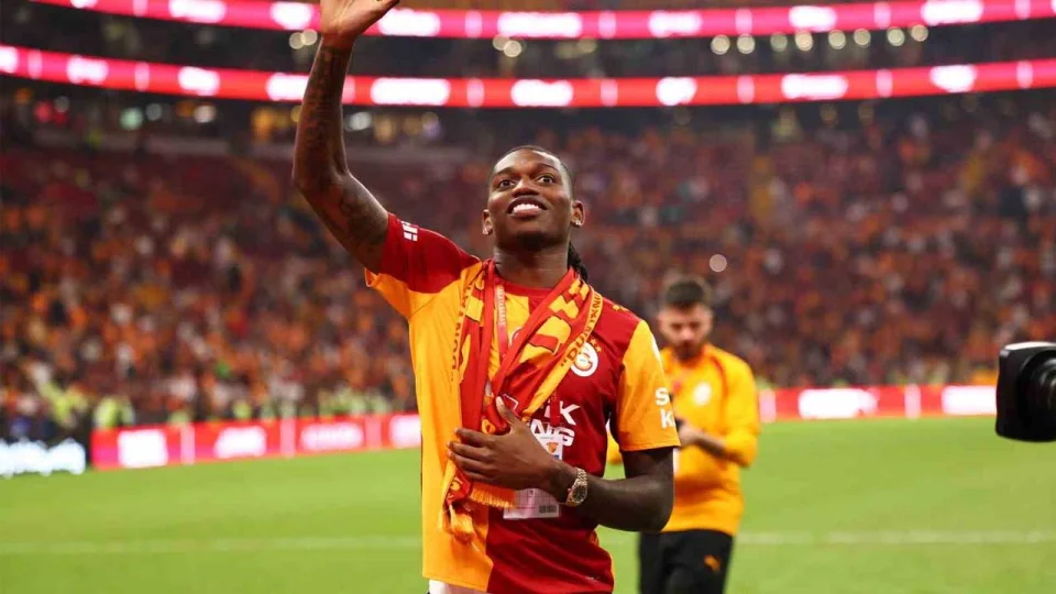 Her transferde Galatasaray'ın karşısına çıktılar