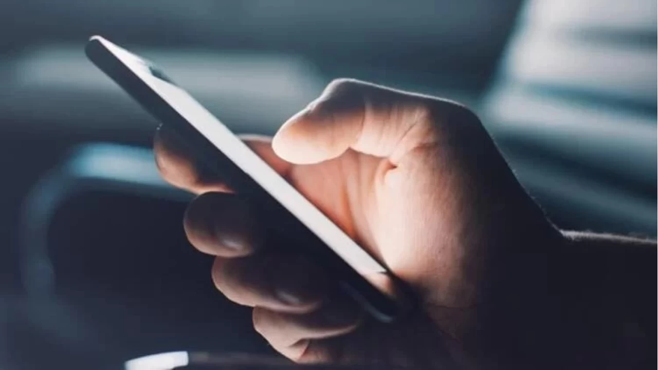 Hesabna yanllkla gelen serveti grnce oke oldu: Tam 55 milyon