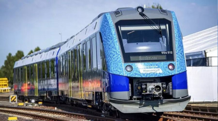 Hidrojenle çalışan ilk yolcu treni sefere çıktı