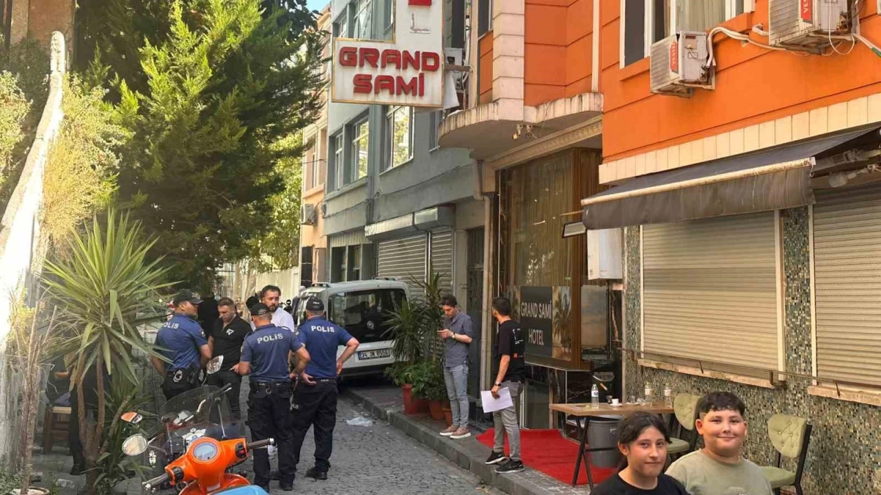 Hollandalı iki kardeş İstanbul'da otel odasında ölü bulundu