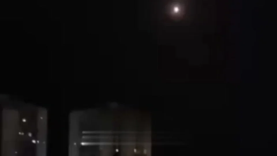 Husilerden �srail'e �HA sald�r�lar�