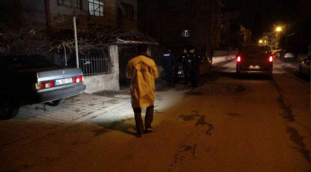 Husumetlisine pusu kurup kurşun yağdırdı