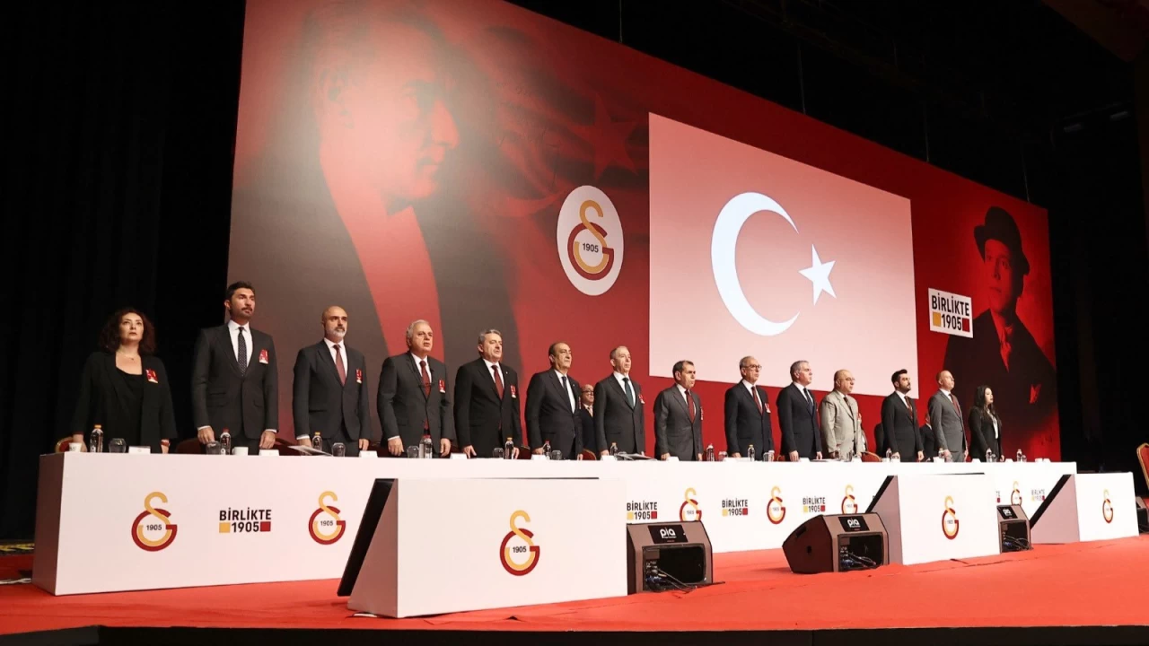 İbrahim Hatipoğlu: Galatasaray bu dönemi bu dönem 886 milyon TL'lik zararla kapattı