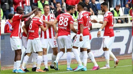 İç sahanın lideri Sivasspor