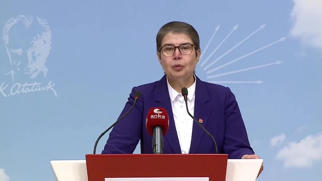 'İlaçta dışa bağımlılık halkın sağlık hakkını tehdit ediyor'