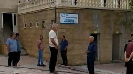 İmam camiye gelmedi, cemaat bayram namazı kılamadı