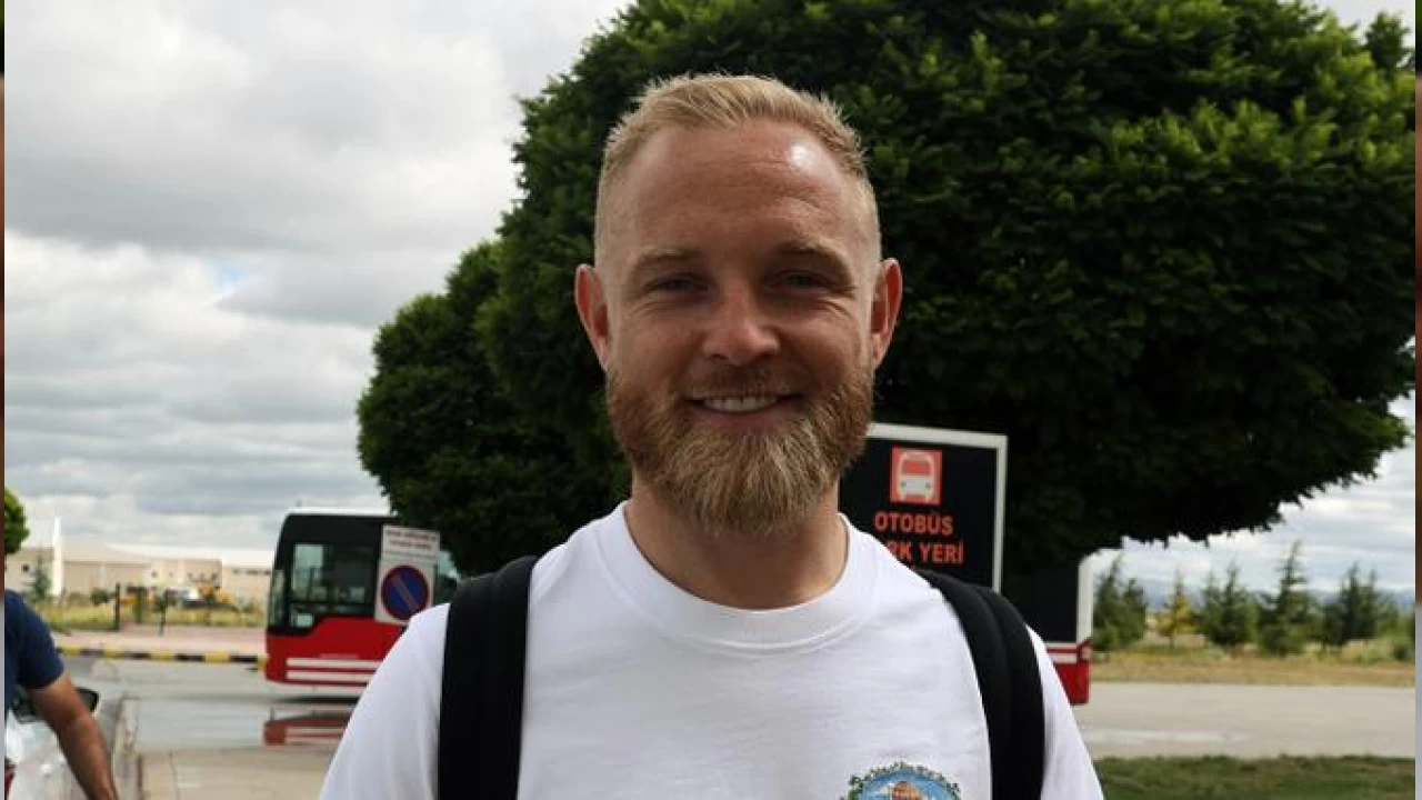 �ngiliz orta saha Sivas'a geldi