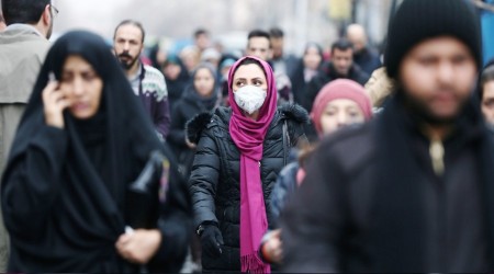 İran'da son 24 saatte 247 kişi hayatını kaybetti