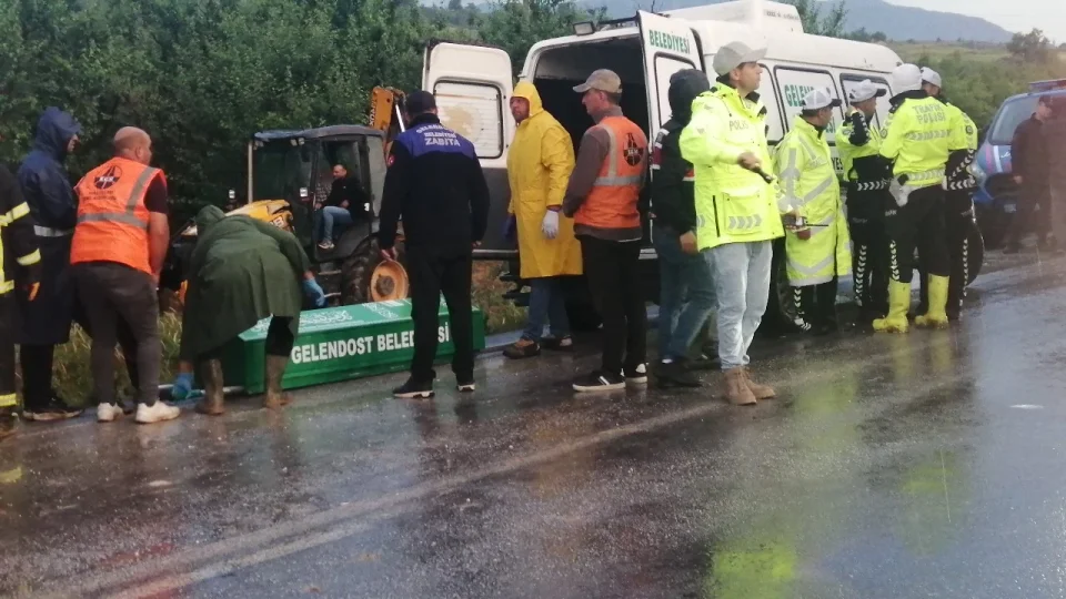 Isparta'daki feci kazada hayat�n� kaybedenlerin kimlikleri belli oldu