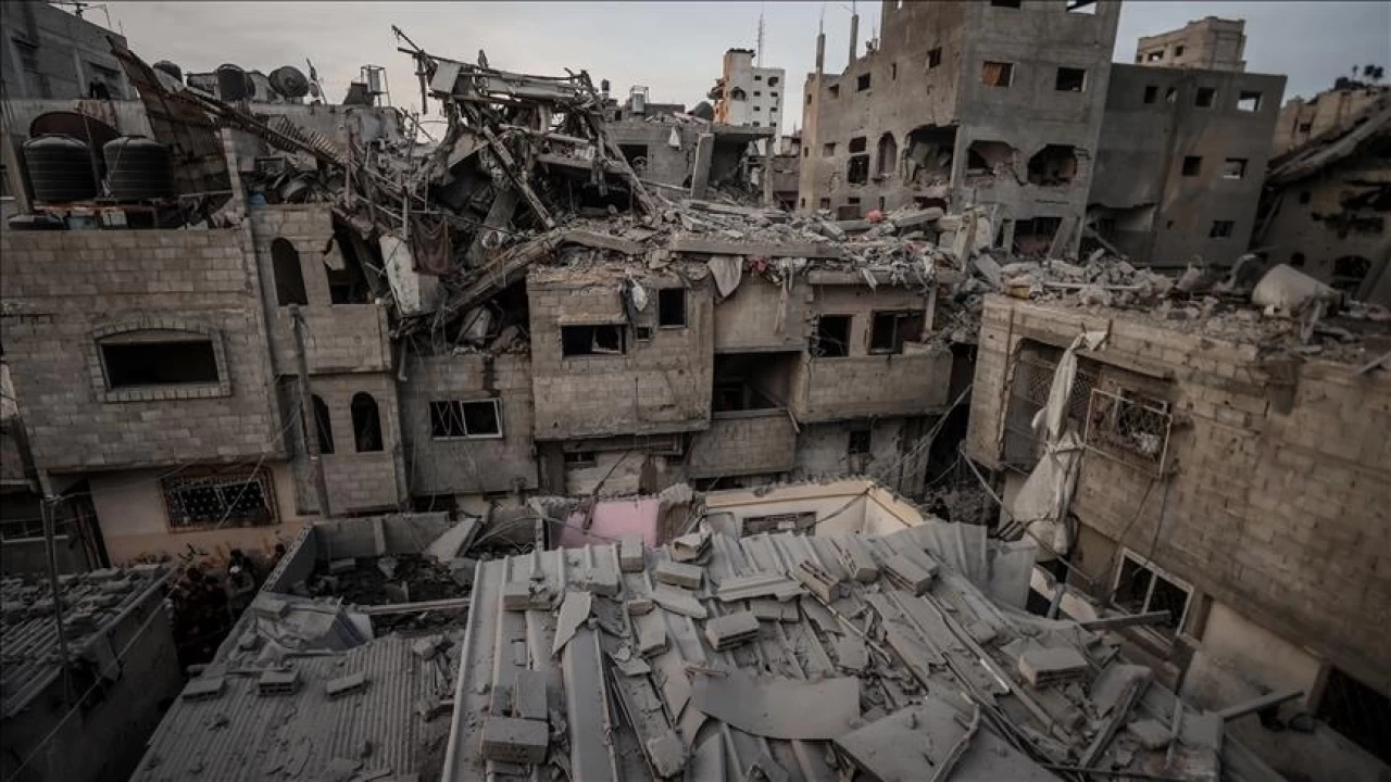 �srail, Gazze'deki yerle�im yerlerini havadan vurdu