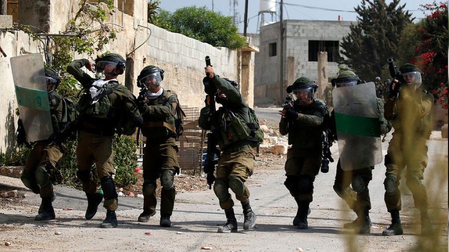 �srail g��leri Filistinli bir ailenin evini y�kt�