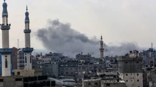 İsrail ordusu son 24 saatte Gazze'de 400'den fazla yeri vurdu