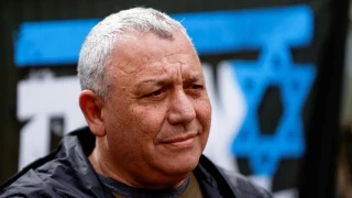 İsrailli gazeteci, Netanyahu'nun seçimlerdeki en güçlü rakibi Eisenkot'a "maymun" dedi