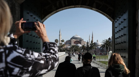 İstanbul'a daha çok turist geldi