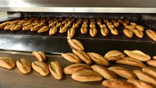 �stanbul'da Halk Ekmek'e zam geldi