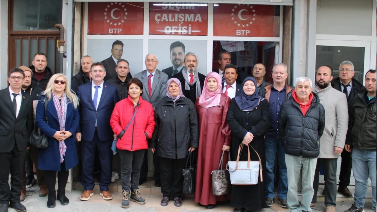 İzmir Menemen’de BTP rüzgarı