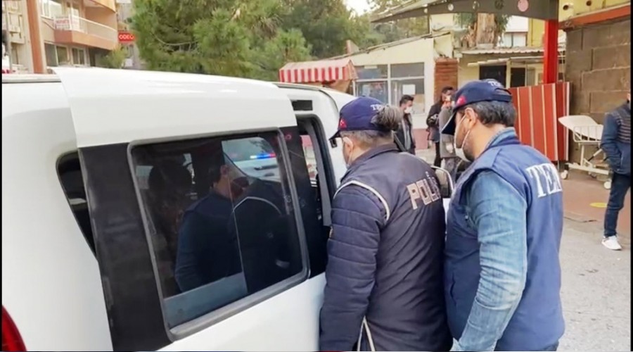 zmir'de kritik DEA operasyonu: 11 gzalt