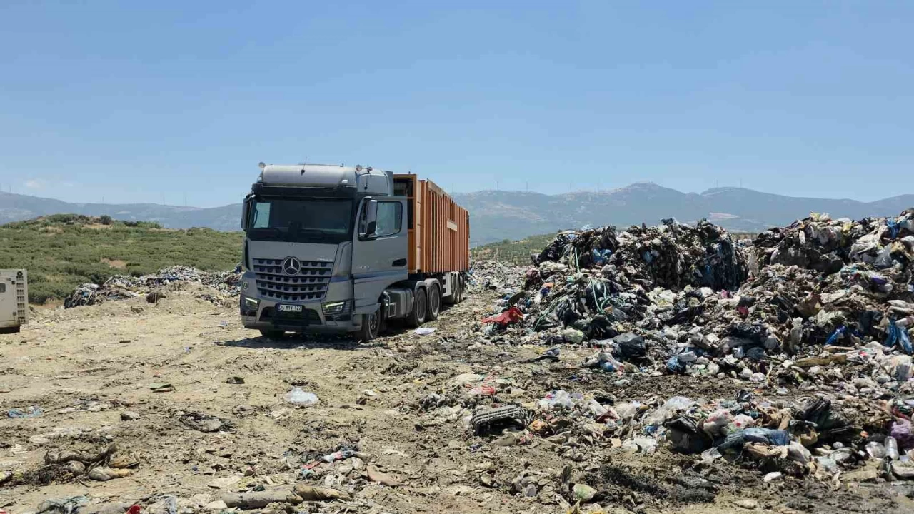 İzmir'in çöpü Tire'ye taşınıyor: Vatandaşlar tepkili