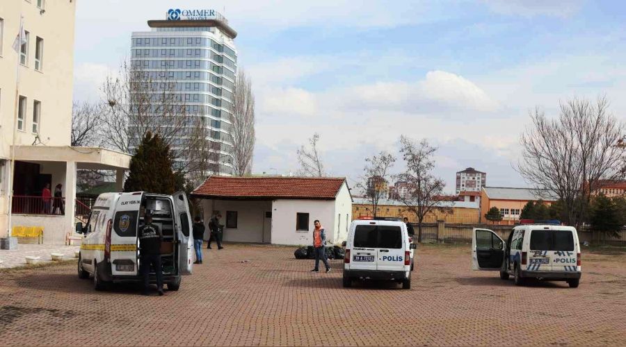 Kad�nlar G�n�'nde eski kaynanas�n� b��aklad�