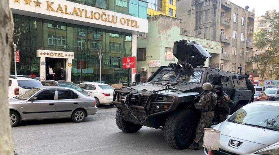 Kahramanmara��ta polise silahl� sald�r�