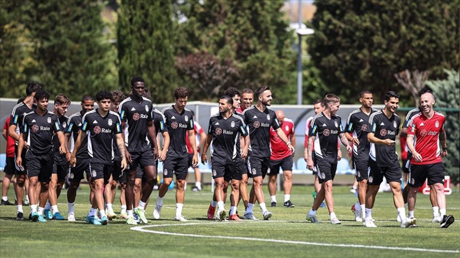 Kamp kadrosu belli oldu