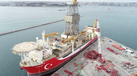 Kanuni sondaj gemisinin platform söküm çalışmaları başladı