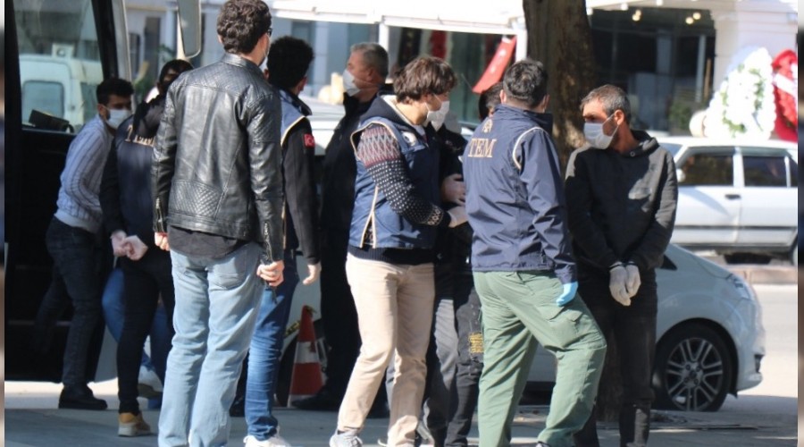 K�r�ehir'de, 15 DEA� ��phelisinden 5'i tutukland�