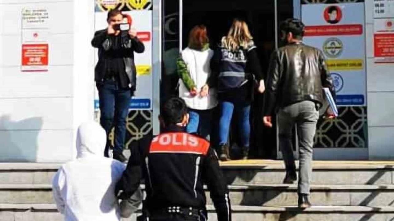 Kırşehir'de kuyumcu soygunu: 3 tutuklama