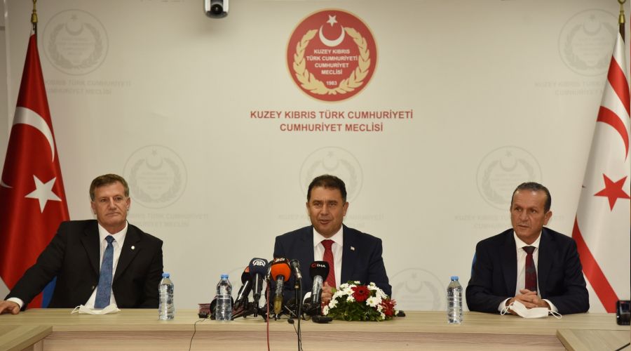 KKTC'de koalisyon hükümeti güvenoyu aldı