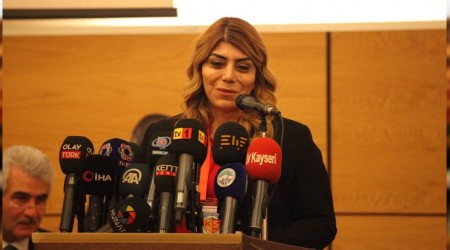 Kongreden kadın başkana onay