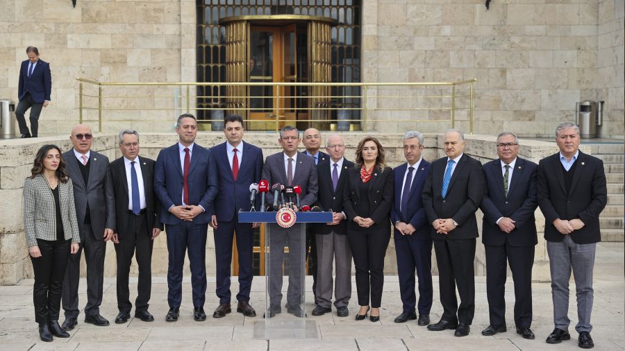 'Korkmuyoruz, kaldırmazlarsa namerttirler'