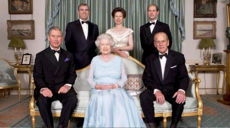 Kraliçe II. Elizabeth derin bir üzüntü içinde