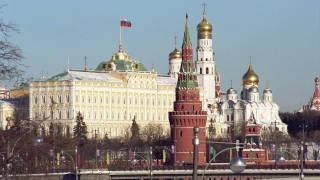  Kremlin S�zc�s� Peskov, Hindistan Ba�bakan� Modi ve �in Devlet Ba�kan� �i'nin BRICS Zirvesi kapsam�nda Rus lider Putin ile yapt�klar� g�r��melerde Ukrayna �at��mas�n�n ��z�m�nde aktif bir �ekilde yard�m �nerdiklerini belirtti