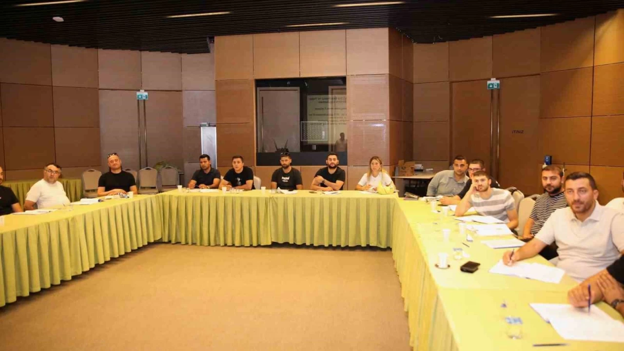 K���k�ekmece'de personele ilk yard�m e�itimi