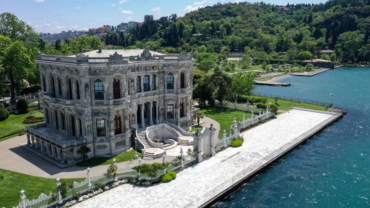 K���ksu Kasr�: �stanbul�un tarihi �ncisi