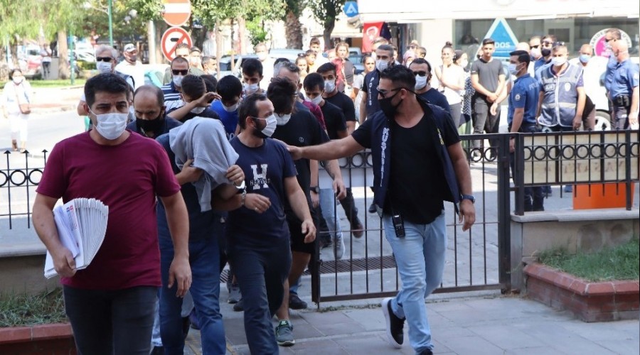 Kuşadası'nda hırsızlık çetesine operasyon