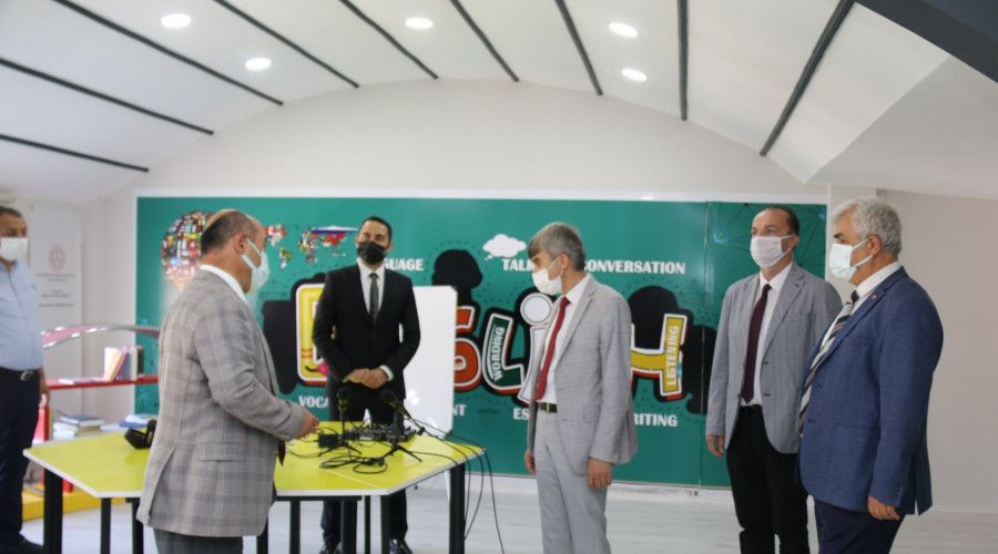 Kütahya BİLSEM'de 'Yapay Zekayı Eğitimde Kullanma Projesi'