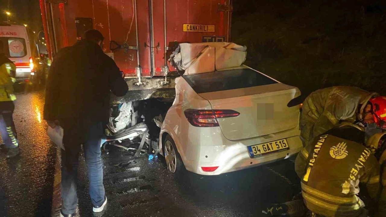 Kuzey Marmara Otoyolu'nda otomobil tra arpt: 1 l