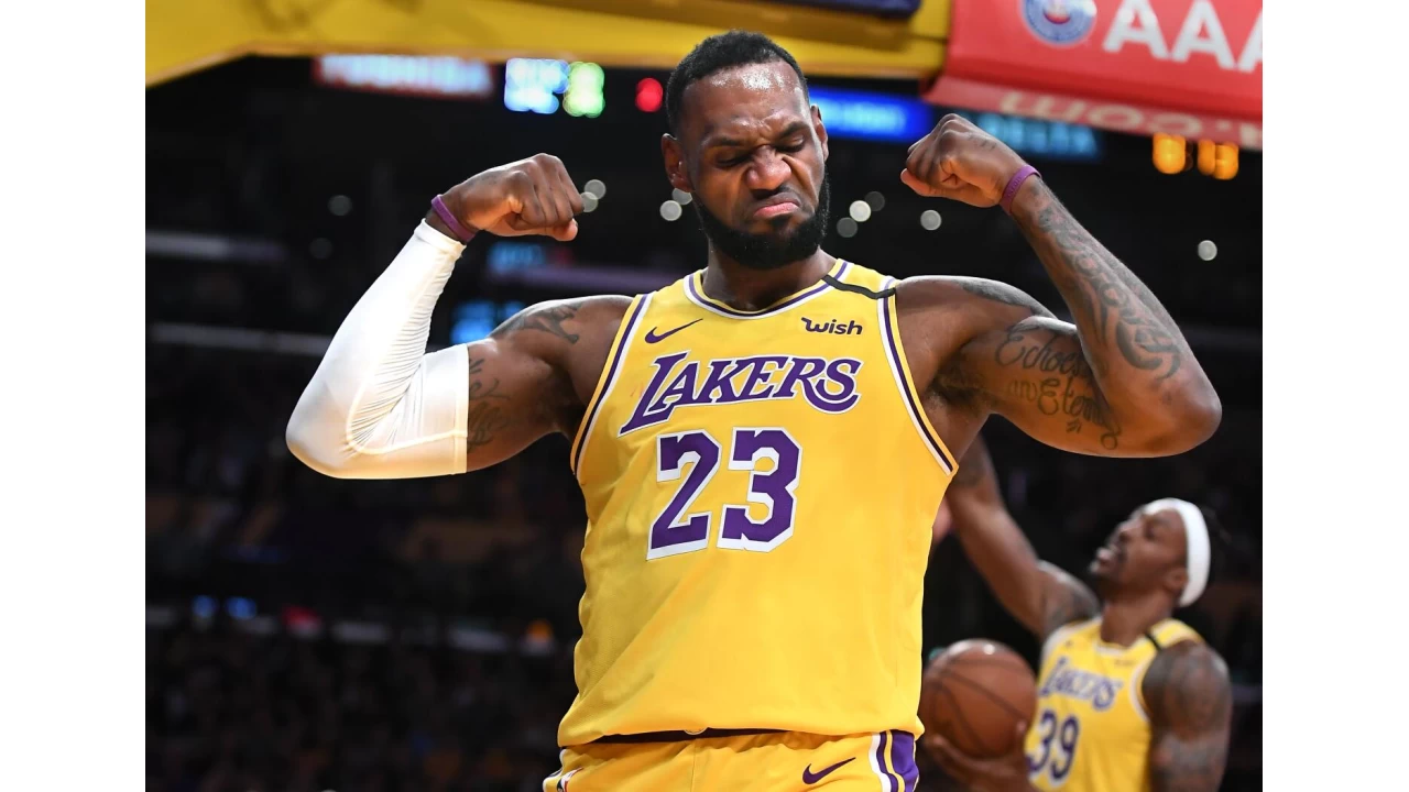 LeBron James'in rekor krd ma Lakers rahat kazand