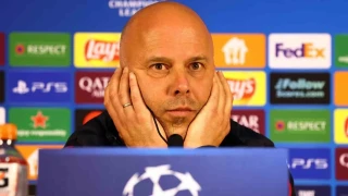 Liverpool'da Arne Slot ile yollar ayrıldı