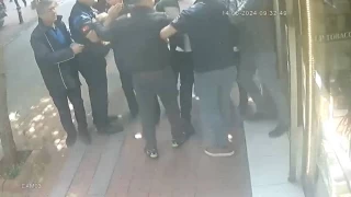 Maltepe'de zabıta ekipleri esnafı darp etti