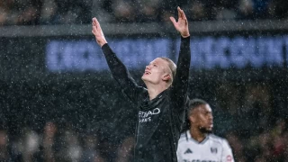 Manchester City Fulham' 5-4 yendi, Erling Haaland yzler kulubne girdi