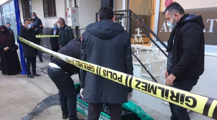 Manisa'da kad�n cinayeti