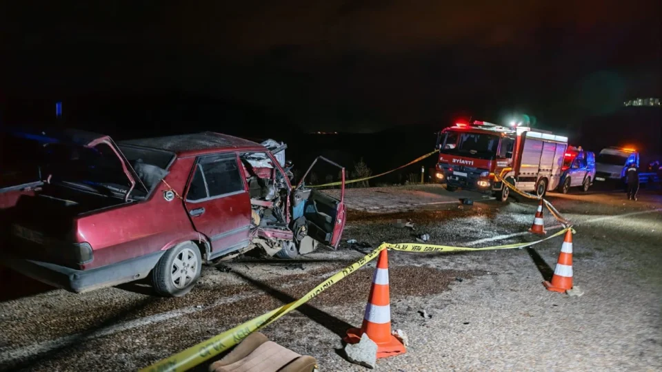 Manisa'daki feci kazada bir asile yok oldu